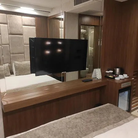 Hotell Four Sides Beyoglu 4*