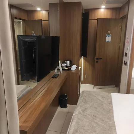 Four Sides Beyoglu Estambul