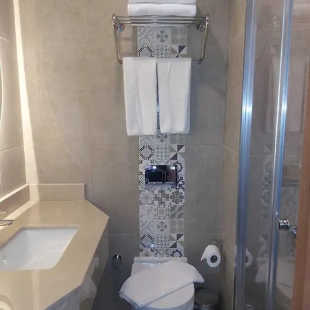 Four Sides Beyoglu Hotell 4*