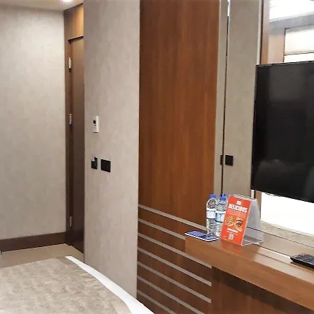 Four Sides Beyoglu 4*