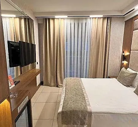 Hotel Four Sides Beyoglu 4*