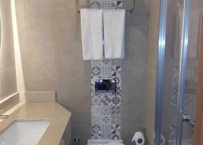 Four Sides Beyoglu Hotell 4*